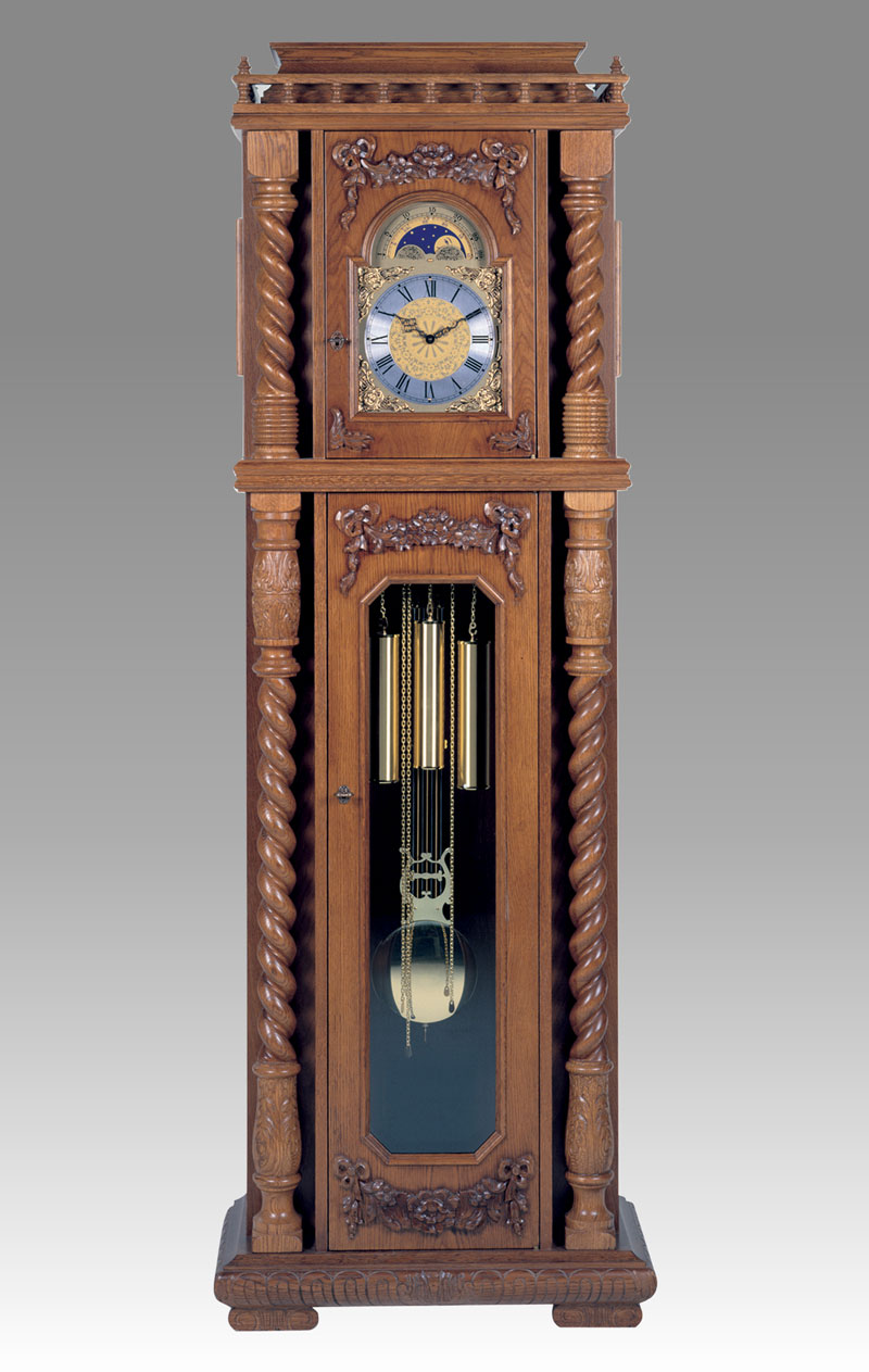 Grandfather clock Art.534/2 Oak wood handcurved particular